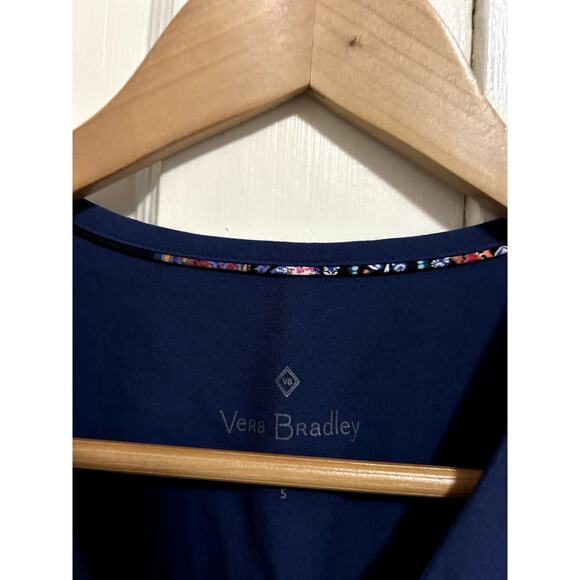 Vera Bradley Navy Scrub Top V Neck Charm Nursing Scrub Size Small 4-6 - Picture 5 of 5
